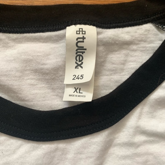 Men’s XL Evan Williams Bourbon Baseball T-shirt - Picture 2 of 4